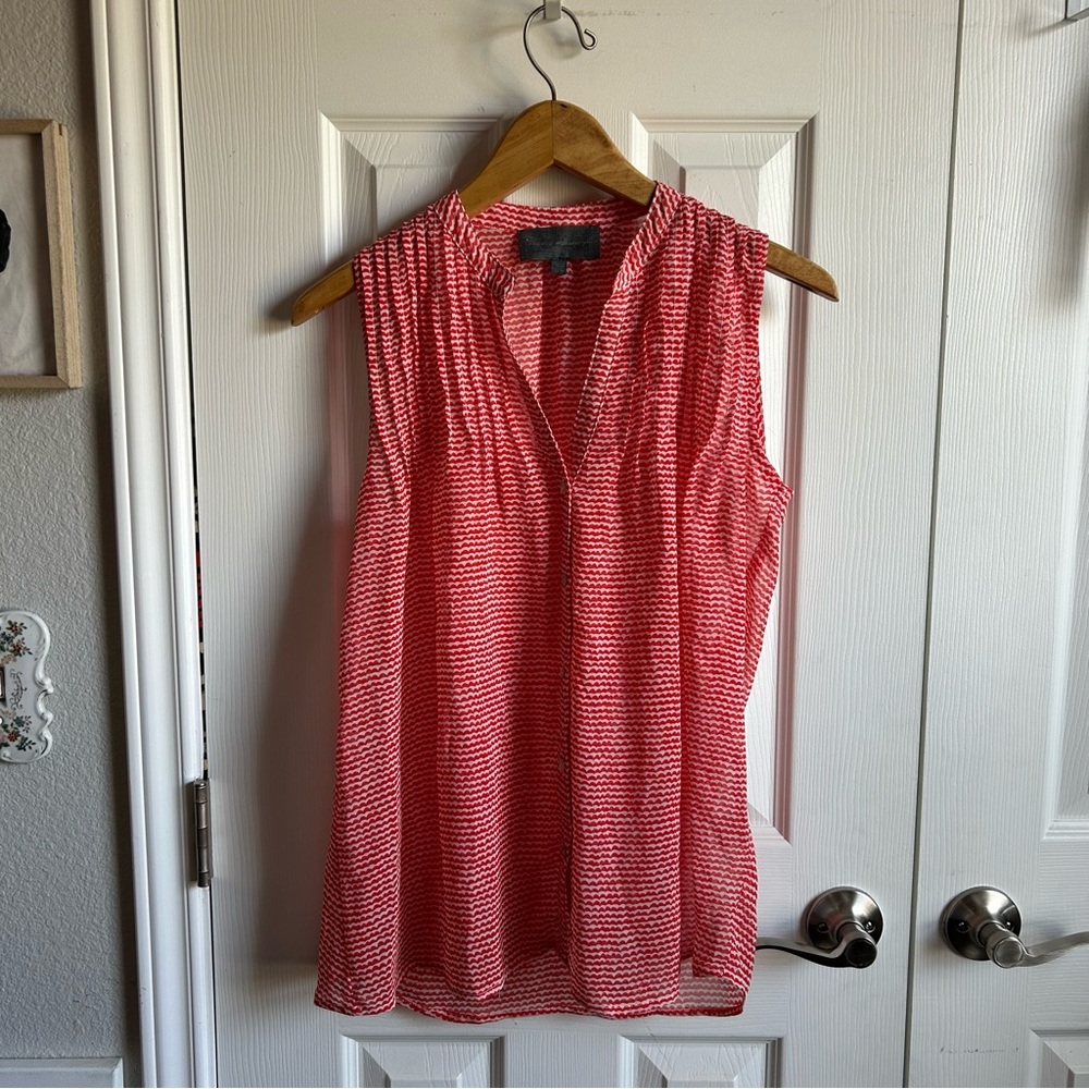 Anthropologie red and white scallop striped  sleeveless sheer button down blouse